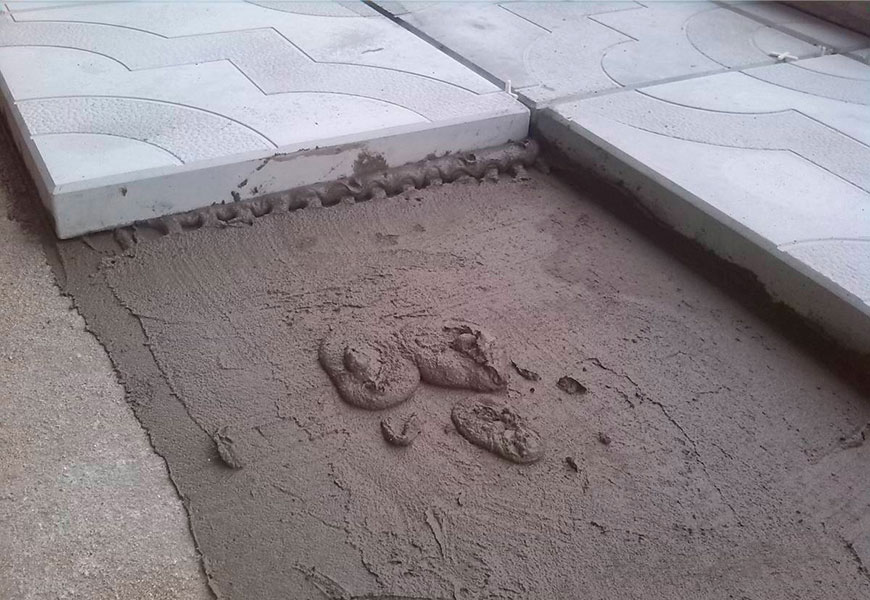 Укладка тротуарной плитки на бетонный раствор (фото)